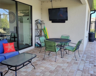 17335 Blue Ridge Place - Photo Thumbnail 23