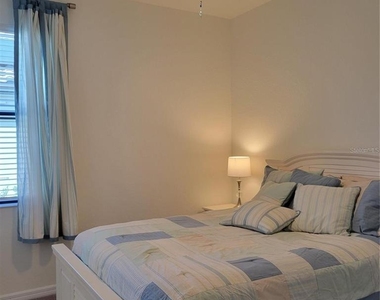 17335 Blue Ridge Place - Photo Thumbnail 12