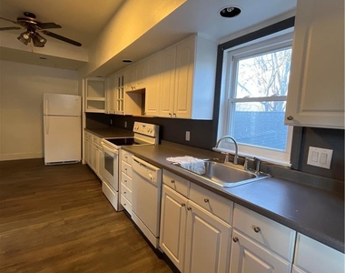 485 S Walnut Street - Photo Thumbnail 3