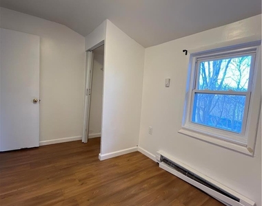 485 S Walnut Street - Photo Thumbnail 7