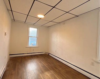485 S Walnut Street - Photo Thumbnail 8