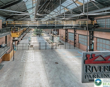 11 W 2nd Street - Photo Thumbnail 19