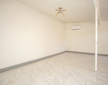 2111 Portland Avenue - Photo Thumbnail 5