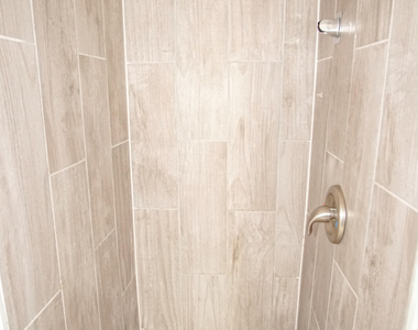 2111 Portland Avenue - Photo Thumbnail 10