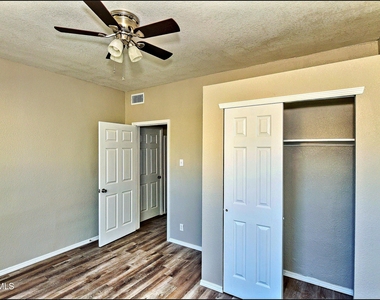 615 Arizona Avenue - Photo Thumbnail 19