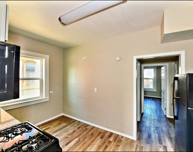 615 Arizona Avenue - Photo Thumbnail 10