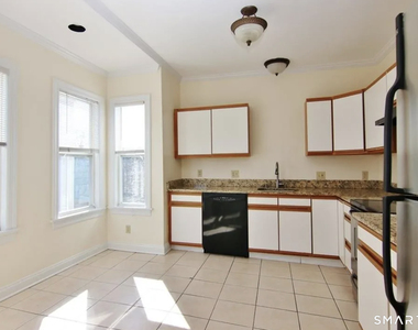 16 Haviland Street - Photo Thumbnail 8