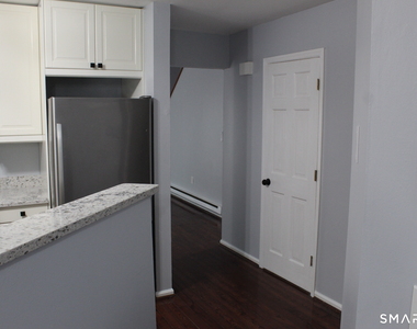8 Rose Lane - Photo Thumbnail 15