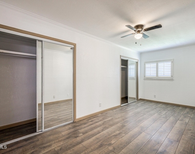 4945 Vista Grande Circle - Photo Thumbnail 55