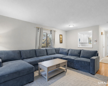 9 Avon Court - Photo Thumbnail 4