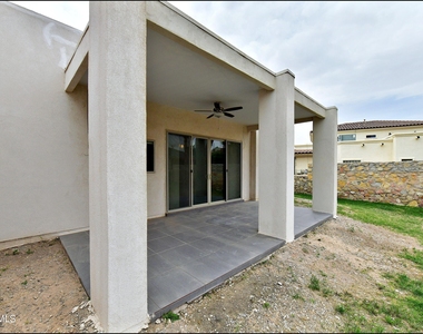 5973 Cartagena Circle - Photo Thumbnail 40