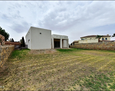 5973 Cartagena Circle - Photo Thumbnail 42