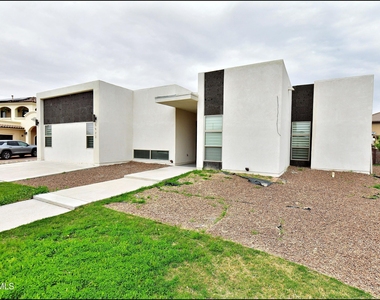 5973 Cartagena Circle - Photo Thumbnail 1