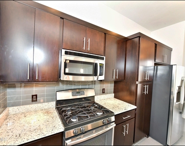 5973 Cartagena Circle - Photo Thumbnail 21