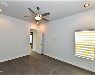 5973 Cartagena Circle - Photo Thumbnail 32