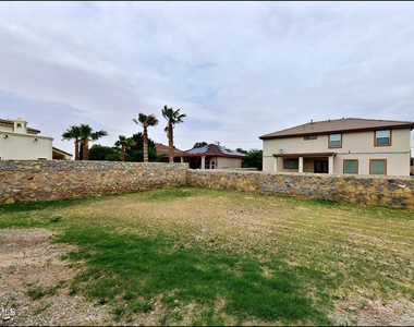 5973 Cartagena Circle - Photo Thumbnail 41
