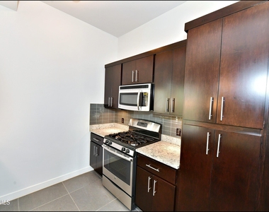 5973 Cartagena Circle - Photo Thumbnail 19