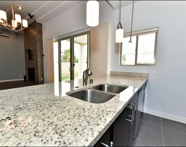 5973 Cartagena Circle - Photo Thumbnail 18