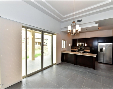 5973 Cartagena Circle - Photo Thumbnail 10