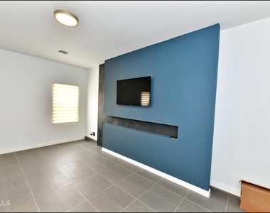 5973 Cartagena Circle - Photo Thumbnail 29