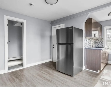 748 Maple Street - Photo Thumbnail 4