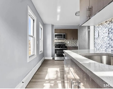 748 Maple Street - Photo Thumbnail 2