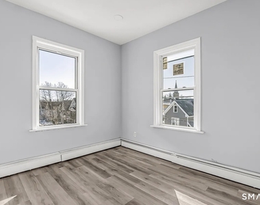 1220 Pembroke Street - Photo Thumbnail 3