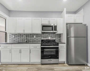 1220 Pembroke Street - Photo Thumbnail 2