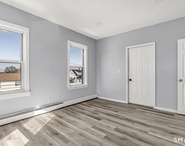 1220 Pembroke Street - Photo Thumbnail 8