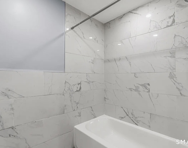 1220 Pembroke Street - Photo Thumbnail 11