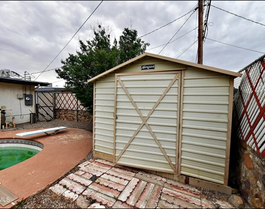 10565 Murphy Street - Photo Thumbnail 46