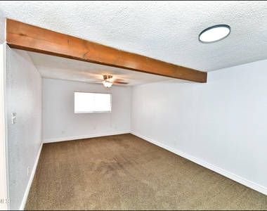 10565 Murphy Street - Photo Thumbnail 22