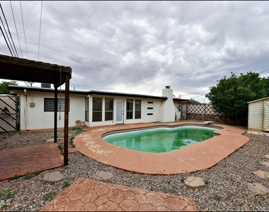 10565 Murphy Street - Photo Thumbnail 42