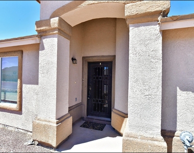 12976 Enrique Gomez Drive - Photo Thumbnail 4