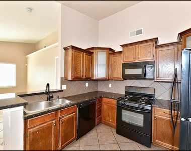 12976 Enrique Gomez Drive - Photo Thumbnail 16