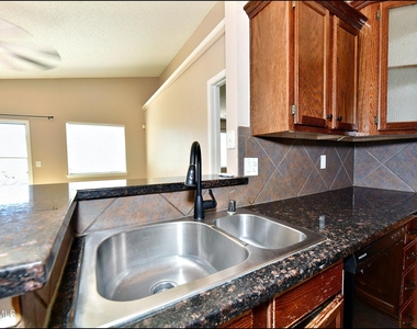 12976 Enrique Gomez Drive - Photo Thumbnail 17