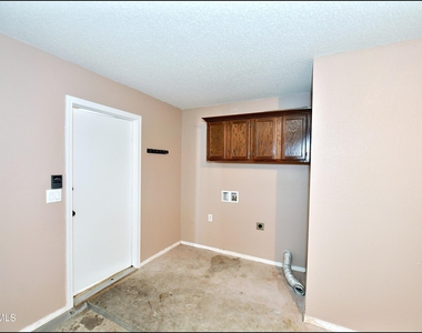 12976 Enrique Gomez Drive - Photo Thumbnail 39