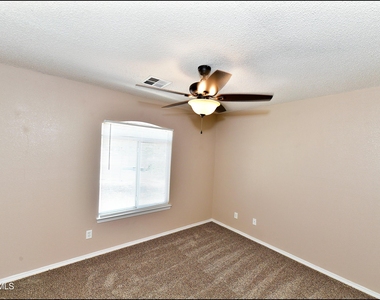 12976 Enrique Gomez Drive - Photo Thumbnail 37