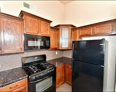 12976 Enrique Gomez Drive - Photo Thumbnail 18