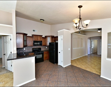 12976 Enrique Gomez Drive - Photo Thumbnail 13