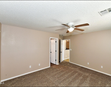12976 Enrique Gomez Drive - Photo Thumbnail 26