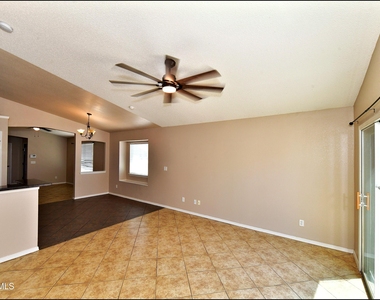 12976 Enrique Gomez Drive - Photo Thumbnail 23