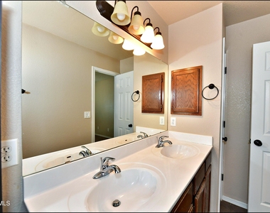 12976 Enrique Gomez Drive - Photo Thumbnail 30