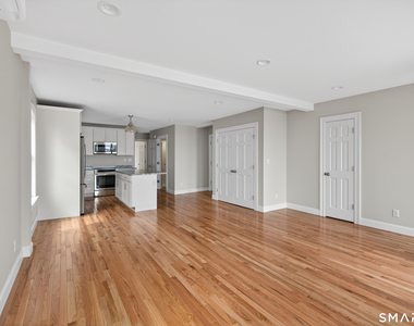 138 Bank Street - Photo Thumbnail 2
