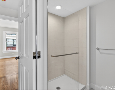 138 Bank Street - Photo Thumbnail 6