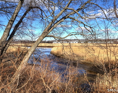 206 Bridgeview Place - Photo Thumbnail 30