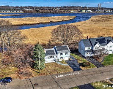 206 Bridgeview Place - Photo Thumbnail 33