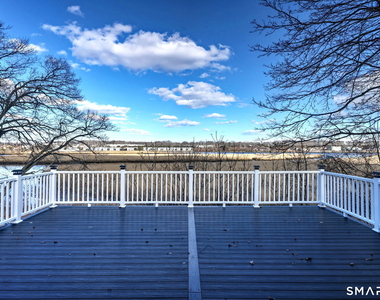 206 Bridgeview Place - Photo Thumbnail 25