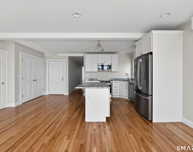 138 Bank Street - Photo Thumbnail 5