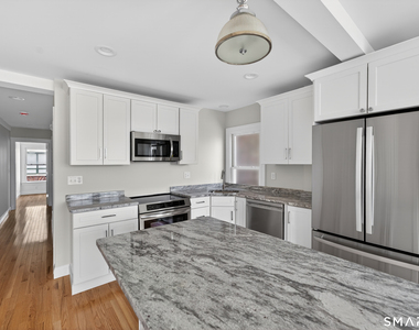 138 Bank Street - Photo Thumbnail 8